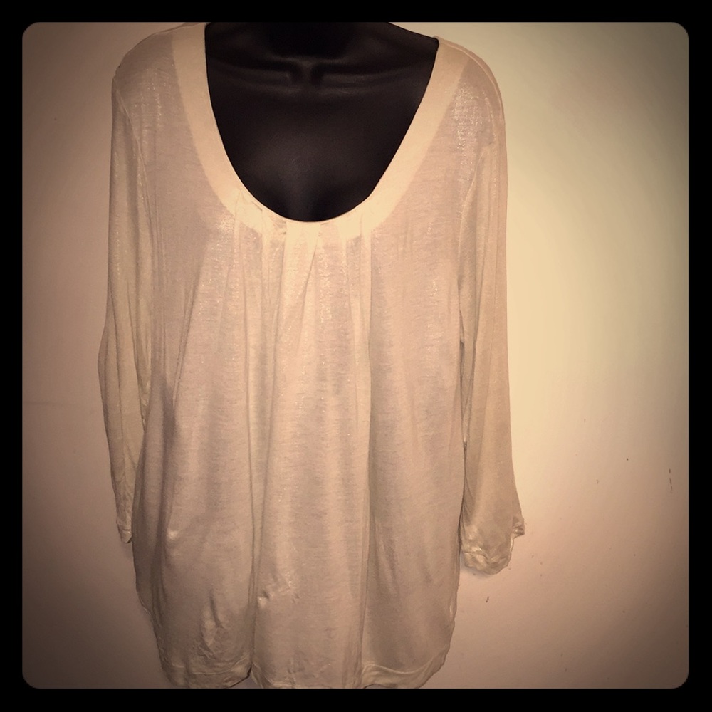 NWT  pearl white Gap T shirt XL